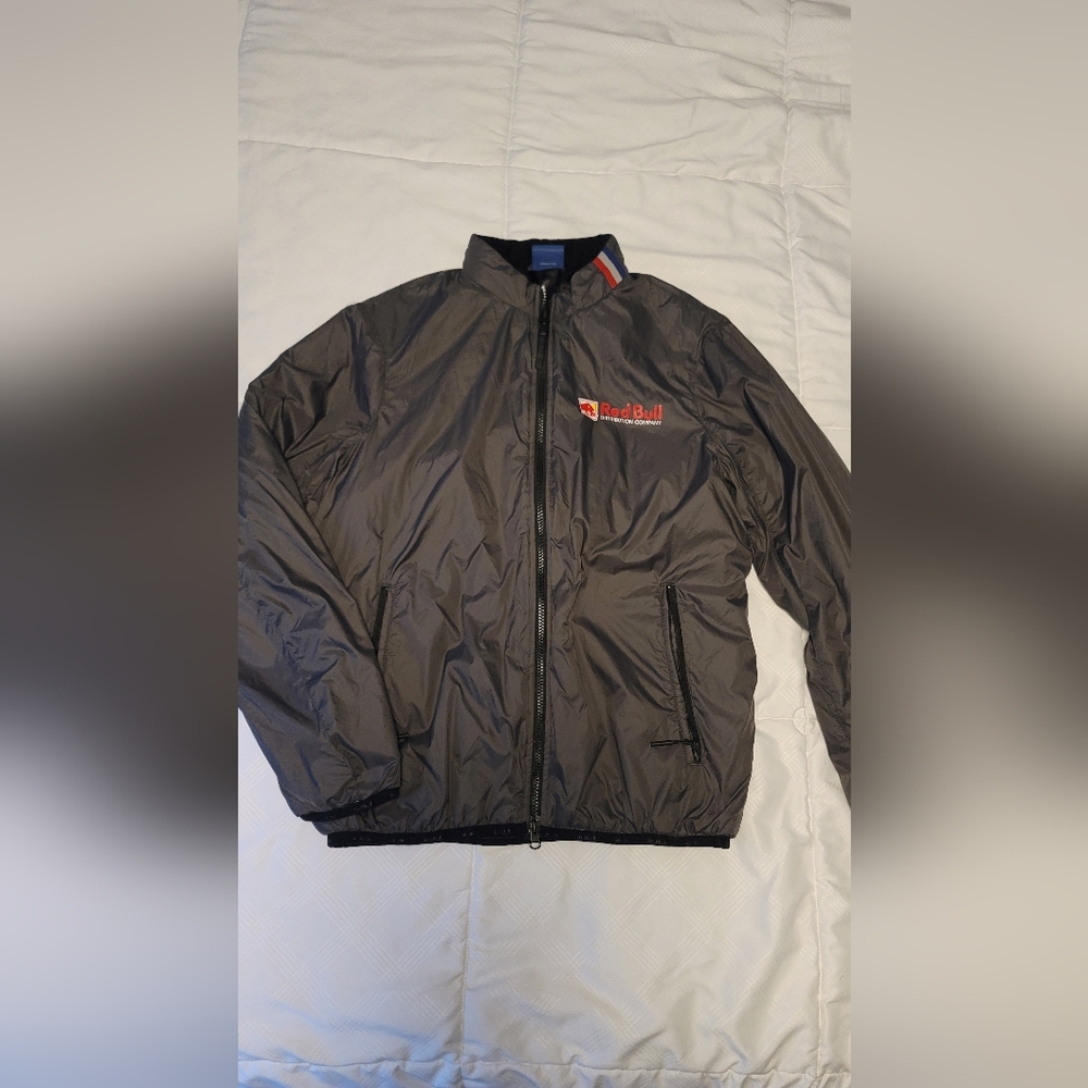Red Bull jacket. Size medium. Grey.